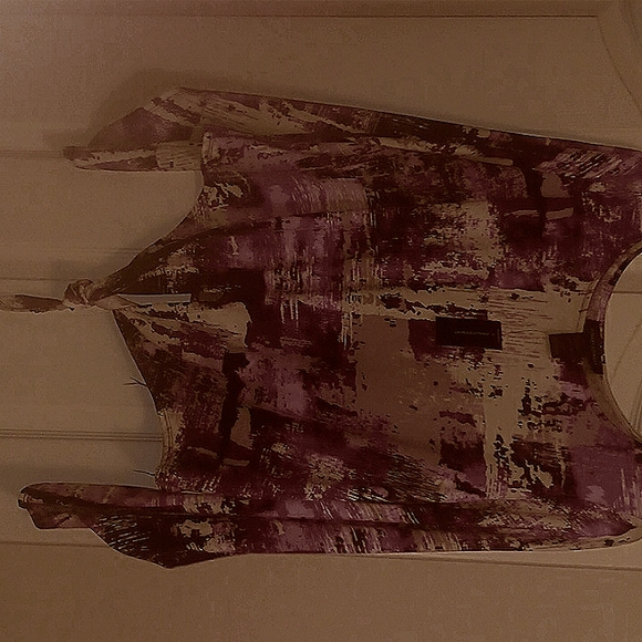 Multi color tie top - Picture 1 of 3